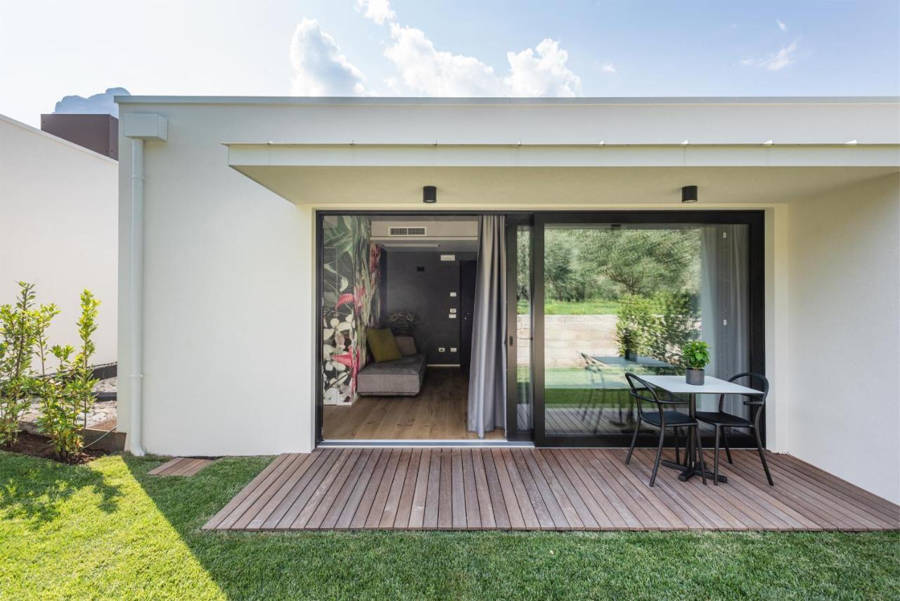 Oleeva Garda Living - Adults Only Panzió Riva del Garda Kültér fotó