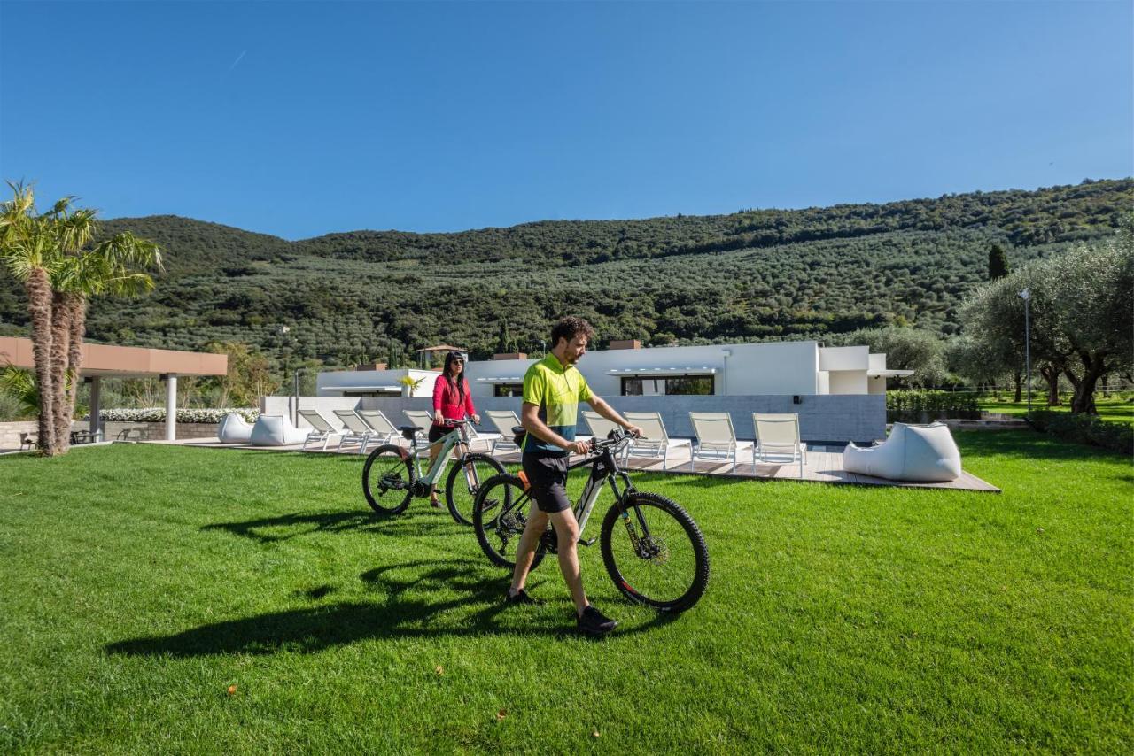 Oleeva Garda Living - Adults Only Panzió Riva del Garda Kültér fotó